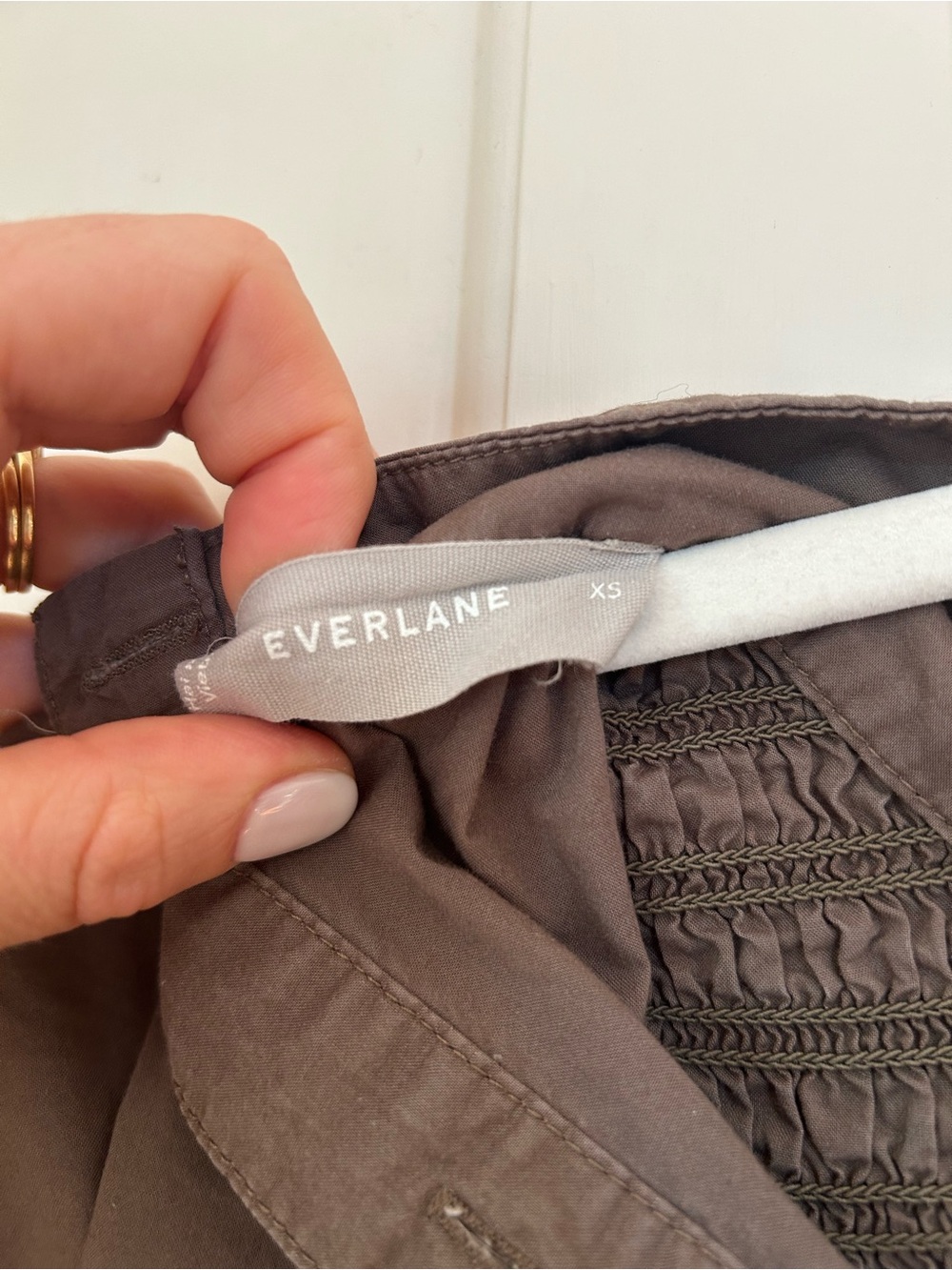 Everlane Funnel Neck Smocked Top - Olive Green XS - Picture 5 of 5